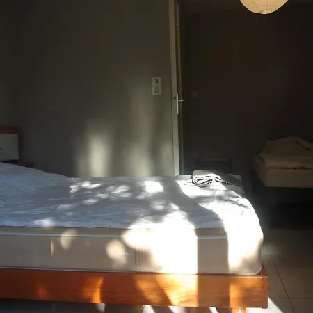 Le Jean Bart Hotel *